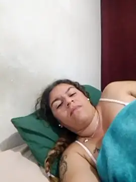 Snapshot of Caridad30 chatting on January 15, 2026, 3:00 am Caridad30 online show from January 15, 2026, 3:00 am