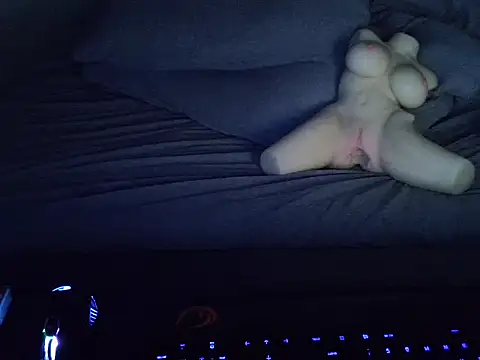 byjigolo1 online show from January 5, 2026, 6:33 pm