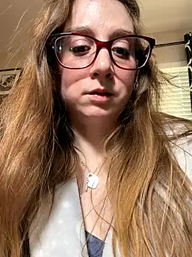 Snapshot of Elenore_hoesevelt chatting on January 7, 2026, 7:05 pm Elenore hoesevelt online show from January 7, 2026, 7:05 pm