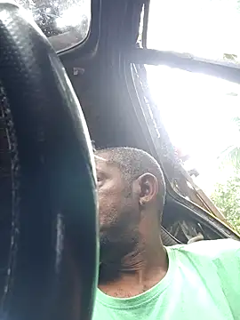 Negaomalinha1 online show from February 9, 2026, 11:47 am