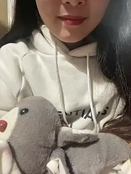 Snapshot of mode-bae chatting on February 3, 2026, 1:49 pm mode-bae online show from February 3, 2026, 1:49 pm