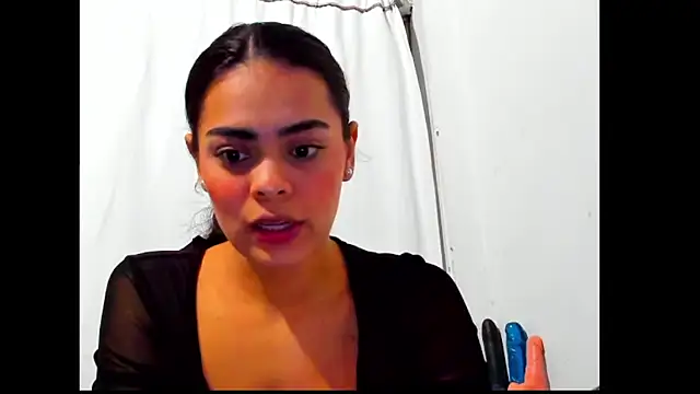 Antonella Gomez22 online show from February 3, 2026, 12:53 am
