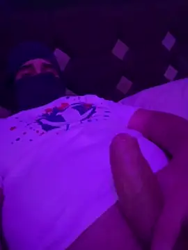 Snapshot of hotguymx777 chatting on January 31, 2026, 11:58 pm hotguymx777 online show from January 31, 2026, 11:58 pm