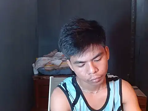 pinoymonstercock xx online show from May 18, 2026, 7:36 am