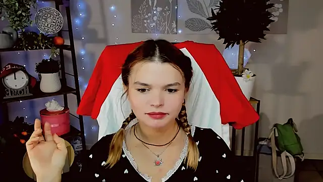 Snapshot of SaraGolben chatting on January 9, 2026, 9:23 am SaraGolben online show from January 9, 2026, 9:23 am