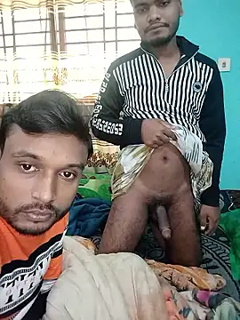 Snapshot of soft_couple778 chatting on January 6, 2026, 4:05 am soft couple778 online show from January 6, 2026, 4:05 am