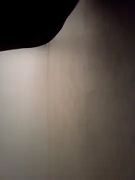 Snapshot of raznia chatting on April 1, 2026, 9:54 am raznia online show from April 1, 2026, 9:54 am