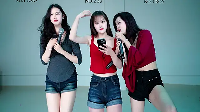 Snapshot of QIANXI_004 chatting on March 8, 2026, 11:58 am QIANXI 004 online show from March 8, 2026, 11:58 am