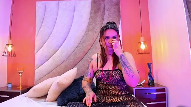 Snapshot of Maddison_Walker chatting on January 14, 2026, 3:34 am Maddison Walker online show from January 14, 2026, 3:34 am