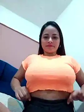 Snapshot of Maliha_21 chatting on January 8, 2026, 9:50 pm Maliha 21 online show from January 8, 2026, 9:50 pm