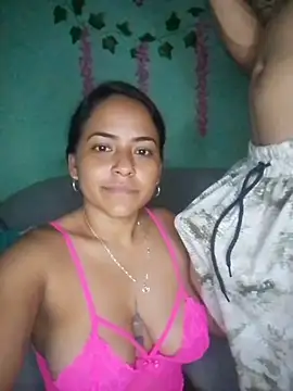 Snapshot of Maliha_21 chatting on February 4, 2026, 1:44 am Maliha 21 online show from February 4, 2026, 1:44 am