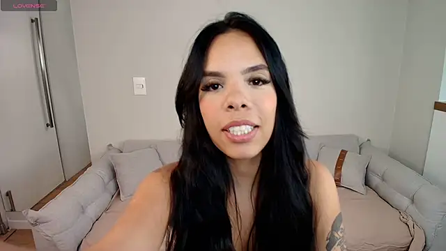 Snapshot of Bruna_Ferrazz chatting on February 5, 2026, 12:10 pm Bruna Ferrazz online show from February 5, 2026, 12:10 pm