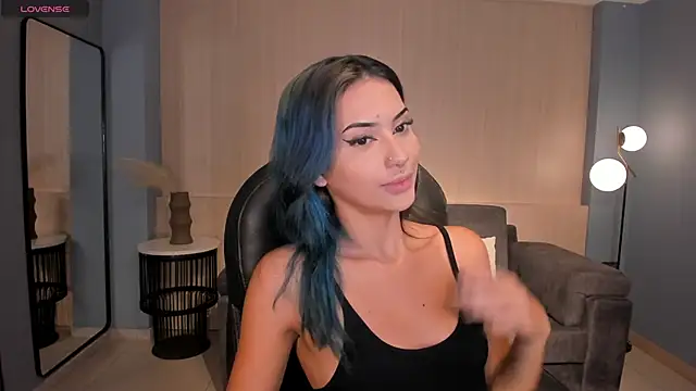 Snapshot of KayraLanne chatting on February 18, 2026, 3:46 am KayraLanne online show from February 18, 2026, 3:46 am