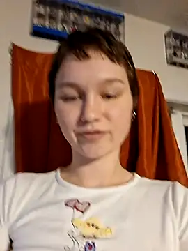 Snapshot of SugarNCinnamon chatting on May 15, 2026, 10:50 pm SugarNCinnamon online show from May 15, 2026, 10:50 pm