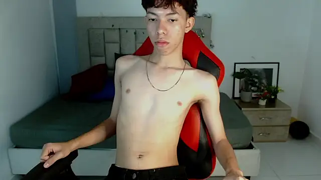 Nico  fox123 online show from January 8, 2026, 5:37 pm