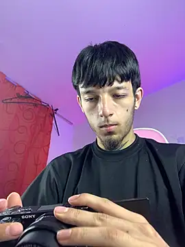 Snapshot of dark_rosse chatting on February 23, 2026, 11:13 pm dark rosse online show from February 23, 2026, 11:13 pm