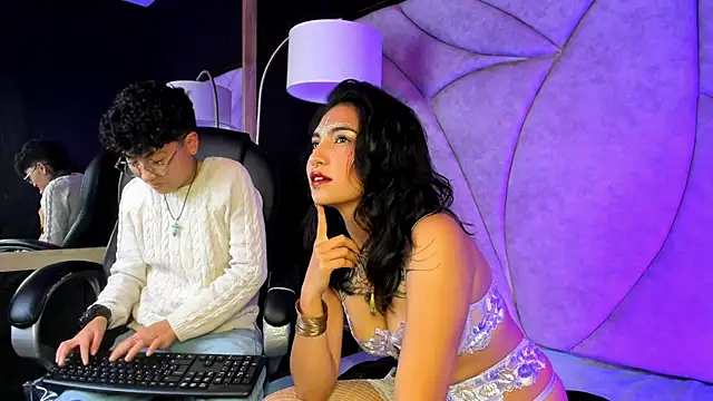 velvet mystic online show from April 16, 2026, 3:40 am