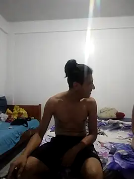 Rodrigohernan19 online show from January 10, 2026, 6:37 am