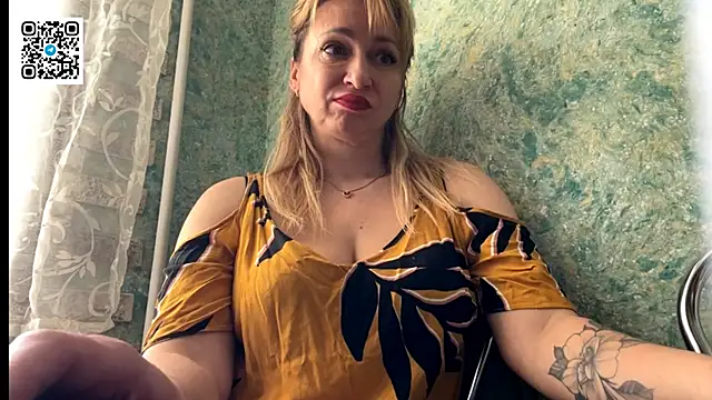 Lapussia  online show from April 17, 2026, 10:29 am