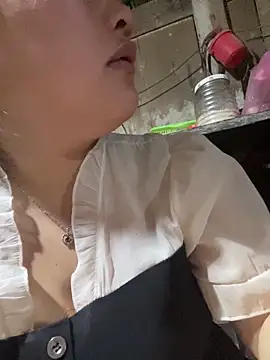 Snapshot of comteze12 chatting on February 25, 2026, 3:38 am comteze12 online show from February 25, 2026, 3:38 am