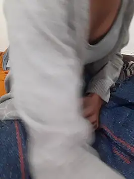 Snapshot of Royal_Gril chatting on February 22, 2026, 5:19 am Royal Gril online show from February 22, 2026, 5:19 am