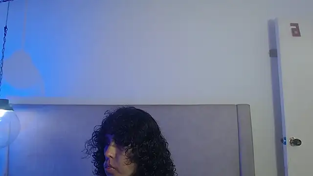 Snapshot of ZoeFox5 chatting on March 8, 2026, 1:48 pm ZoeFox5 online show from March 8, 2026, 1:48 pm