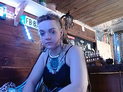 spiralhokkaido23 online show from March 4, 2026, 12:33 pm