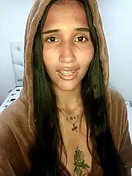 Snapshot of Aria_Maeh chatting on January 11, 2026, 4:23 pm Aria Maeh online show from January 11, 2026, 4:23 pm