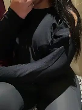 Snapshot of Lina_Velvet_ chatting on March 6, 2026, 9:11 pm Lina Velvet online show from March 6, 2026, 9:11 pm