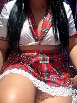 Lina Velvet  online show from May 15, 2026, 12:50 am