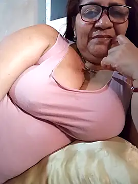 Snapshot of Sammylatinaxxx chatting on March 16, 2026, 8:46 pm Sammylatinaxxx online show from March 16, 2026, 8:46 pm