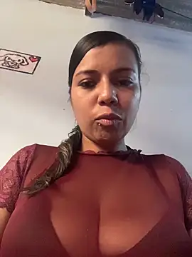 Snapshot of cinthia2011 chatting on January 5, 2026, 8:45 pm cinthia2011 online show from January 5, 2026, 8:45 pm