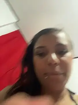 Snapshot of cinthia2011 chatting on January 14, 2026, 3:01 am cinthia2011 online show from January 14, 2026, 3:01 am