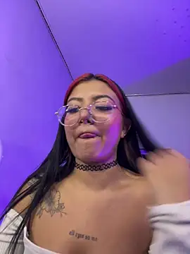 queen of you heart online show from July 16, 2026, 11:22 pm