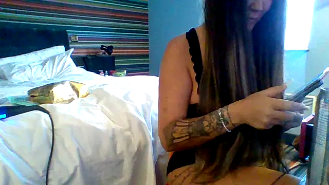 Snapshot of ScottishIvy chatting on January 19, 2026, 11:25 am ScottishIvy online show from January 19, 2026, 11:25 am