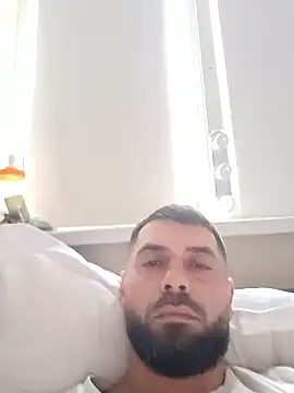 Snapshot of darom85 chatting on January 10, 2026, 7:10 am darom85 online show from January 10, 2026, 7:10 am