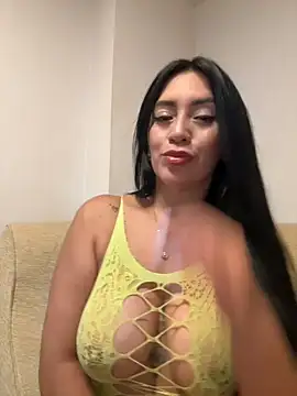 Snapshot of nataliia_queen_ chatting on June 27, 2026, 5:01 am nataliia queen online show from June 27, 2026, 5:01 am