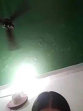 Sexypihu556 online show from January 14, 2026, 5:35 am