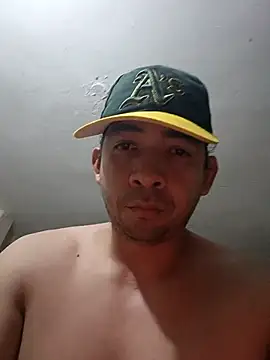 Snapshot of paladito01 chatting on April 18, 2026, 6:17 am paladito01 online show from April 18, 2026, 6:17 am