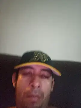 Snapshot of paladito01 chatting on May 7, 2026, 5:13 am paladito01 online show from May 7, 2026, 5:13 am