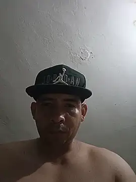 Snapshot of paladito01 chatting on May 19, 2026, 5:58 am paladito01 online show from May 19, 2026, 5:58 am