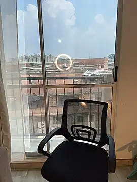 liam bronw online show from February 11, 2026, 5:07 pm