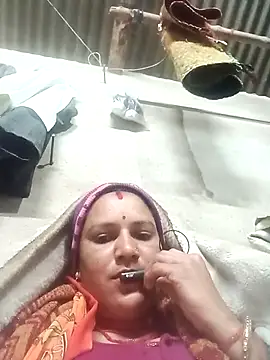 Snapshot of Hot_hiuj chatting on February 2, 2026, 6:50 pm Hot hiuj online show from February 2, 2026, 6:50 pm