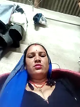 Snapshot of Hot_hiuj chatting on February 8, 2026, 8:01 pm Hot hiuj online show from February 8, 2026, 8:01 pm