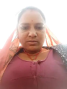 Snapshot of Hot_hiuj chatting on February 10, 2026, 7:23 am Hot hiuj online show from February 10, 2026, 7:23 am