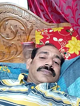 Snapshot of Mdsalu47 chatting on January 10, 2026, 8:32 pm Mdsalu47 online show from January 10, 2026, 8:32 pm