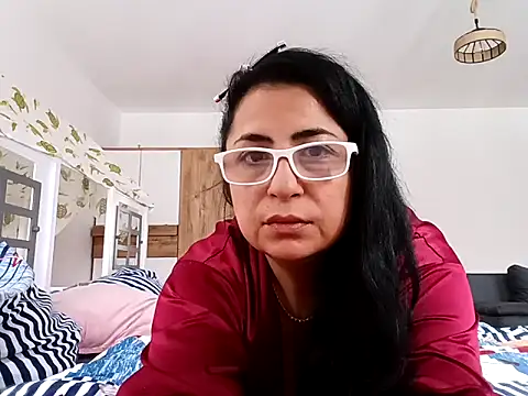 Snapshot of Patinespat chatting on January 8, 2026, 9:33 am Patinespat online show from January 8, 2026, 9:33 am