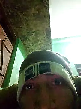 Snapshot of FuckerGuy45 chatting on January 18, 2026, 6:12 pm FuckerGuy45 online show from January 18, 2026, 6:12 pm