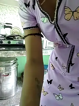 Night-Couple2 online show from April 17, 2026, 6:49 am