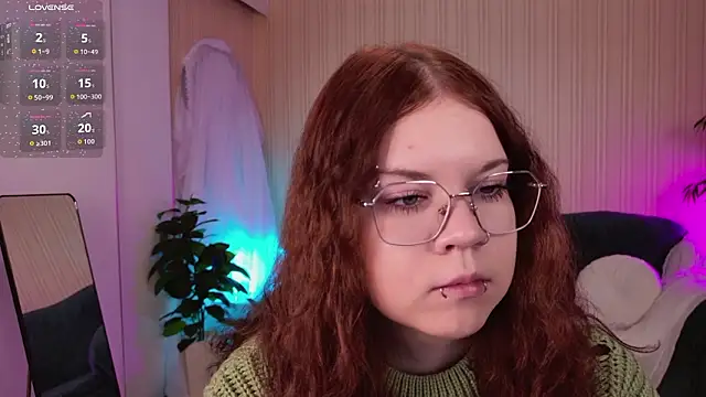 Snapshot of A_Lot_of_Bunny chatting on February 28, 2026, 7:09 am A Lot of Bunny online show from February 28, 2026, 7:09 am